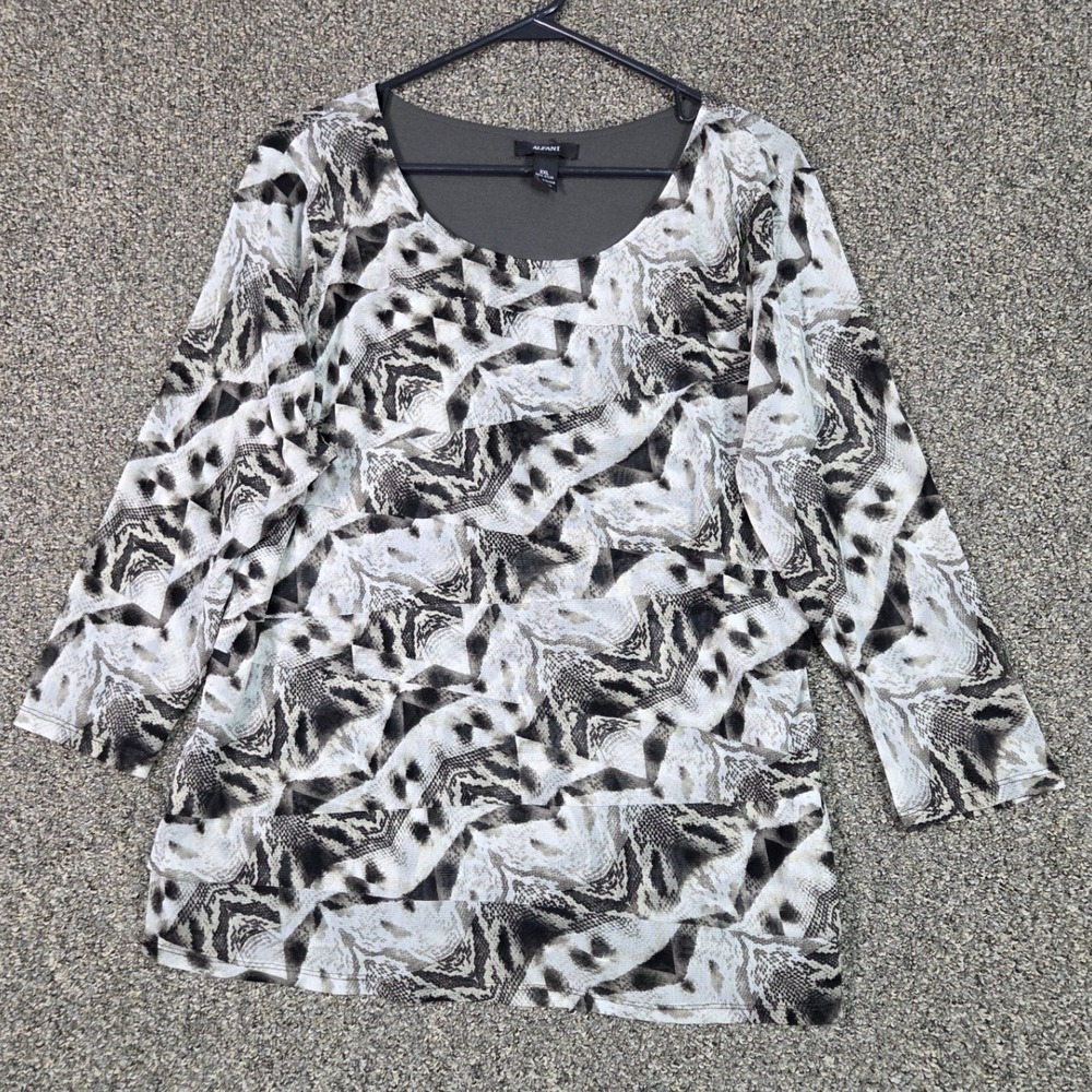Alfani Blouse Women XXL Gray Snakeskin Print Layered 3/4‎ Sleeve Top